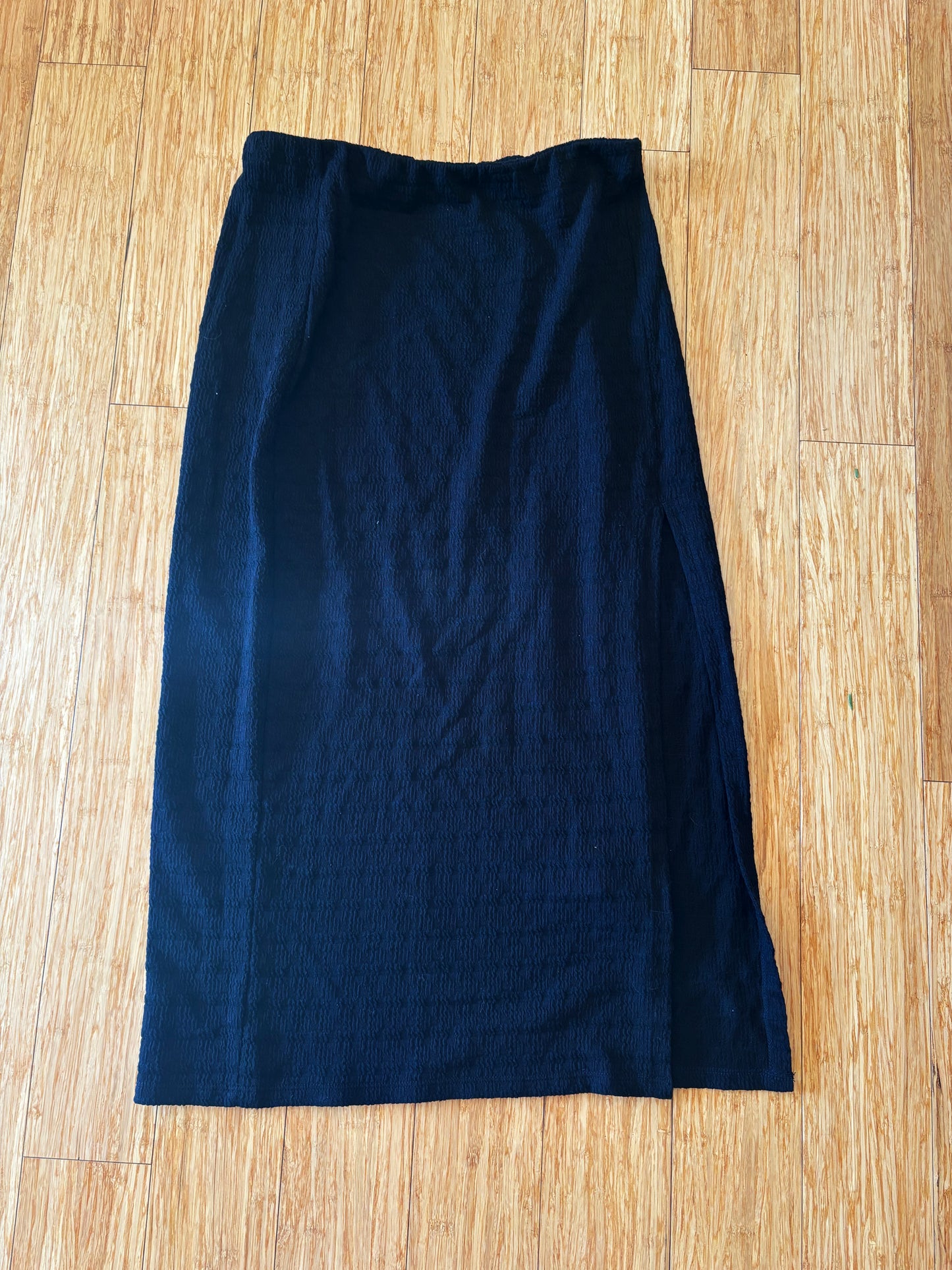 Women's Banana Republic Pencil Skirt with Slit - Size L
