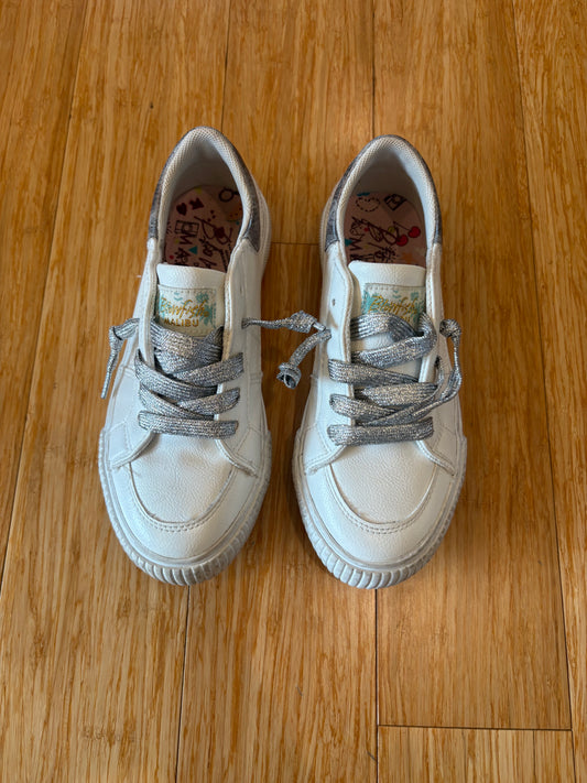 Girl's Sneakers - Kid's Size 2