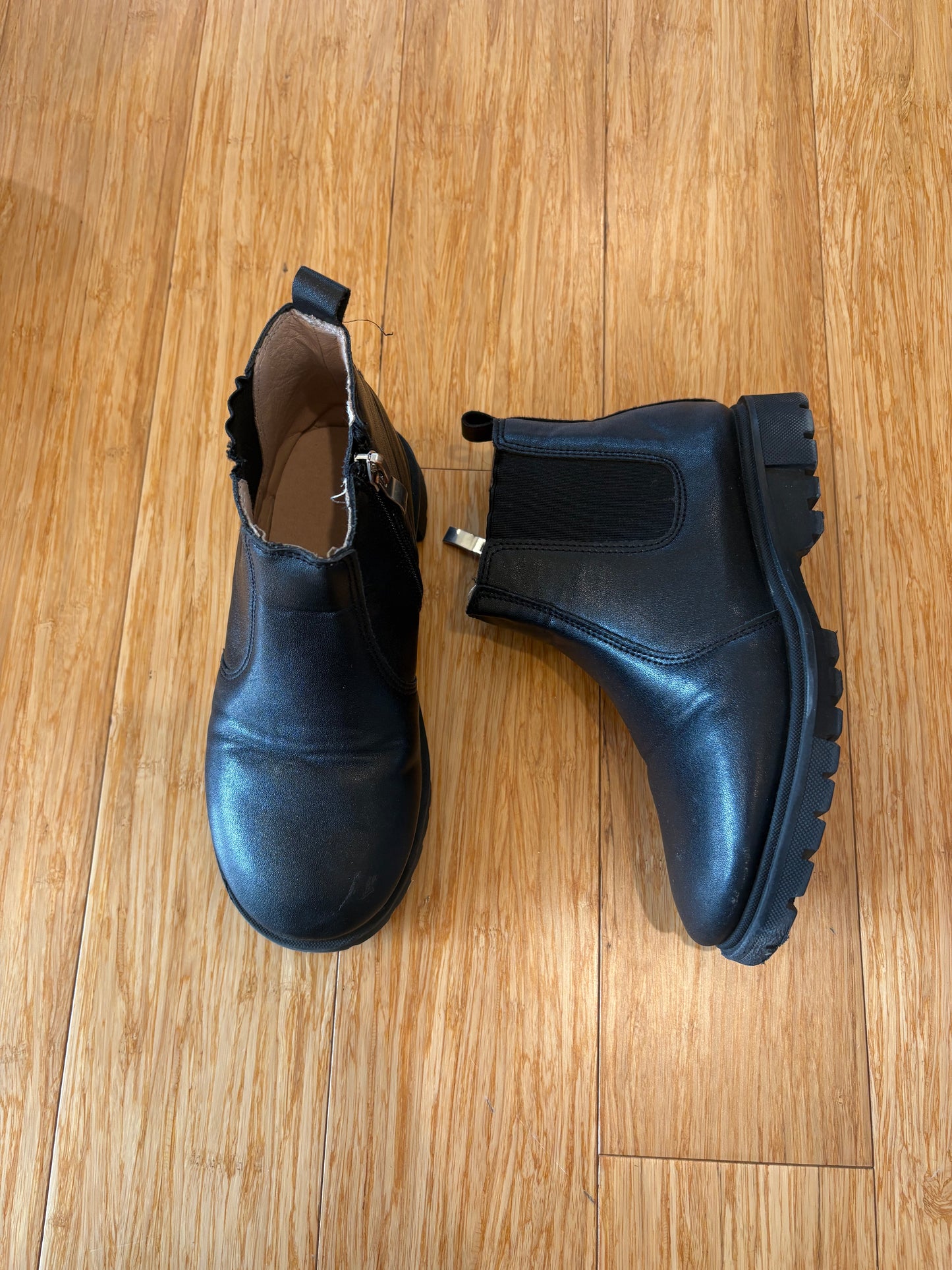 Girl's Black Chelsea Boots - Kids Size 30