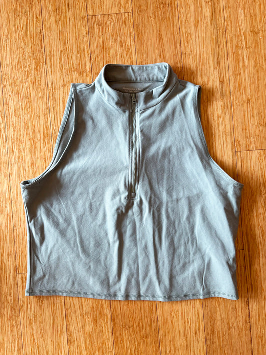 Women's A+F Workout Top - Size XL