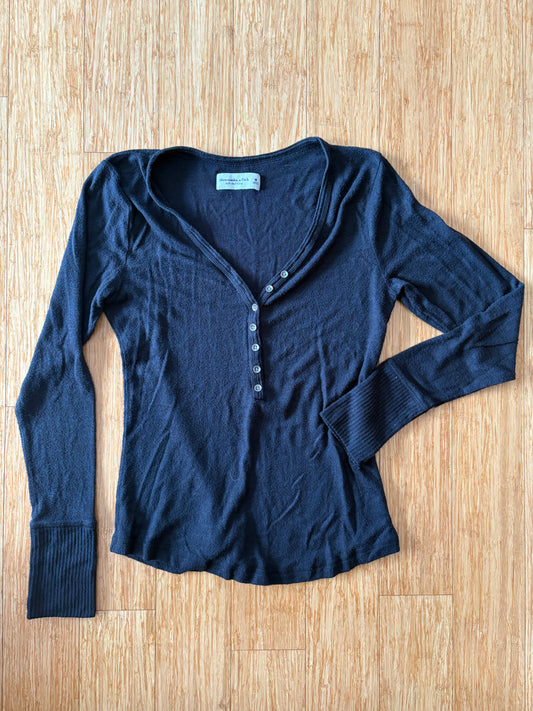 Women's A+F Long Sleeve Shirt - Size M