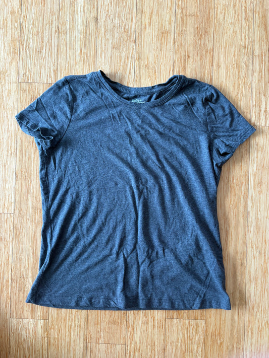 Women's Banana Republic Basic Tee - Size L