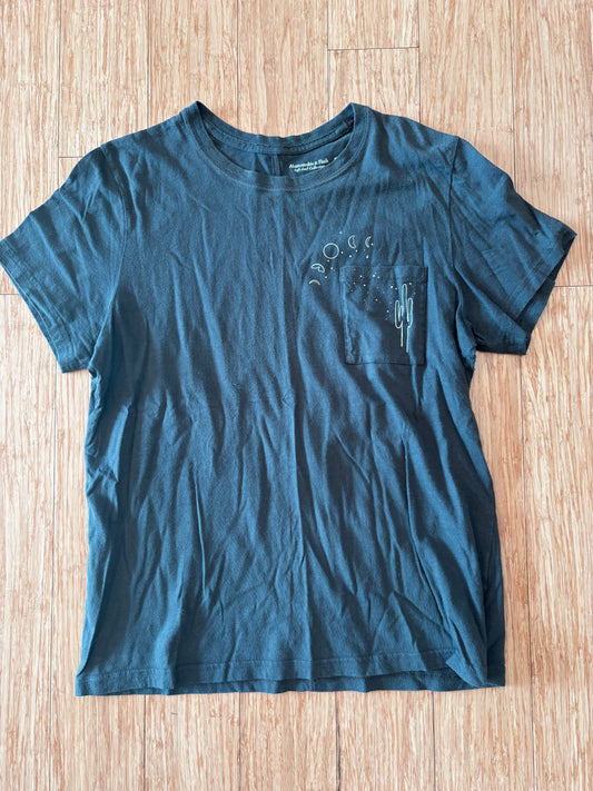 Women's Abercrombie + Fitch Desert Tee - Size M