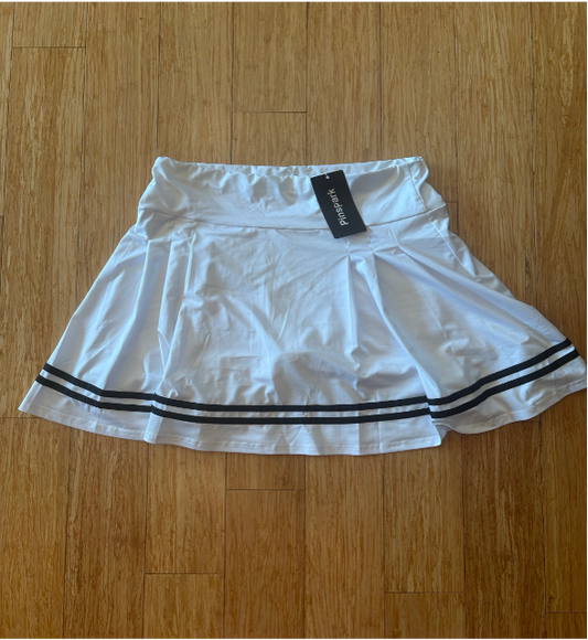 Women's Golf Skirt - NWT - Size L